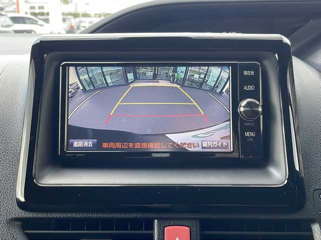 トヨタ ヴォクシー ZS 長野県 2017(平29)年 5.5万km ブラック 純正ナビ/バックカメラ/ETC/両側パワースライドドア/衝突被害軽減システム/クルーズコントロール/レーンキープアシスト/横滑り防止装置/オートLEDライト/オートマチックハイビーム/純正アルミホイール/純正フロアマット/革巻きステアリング/ステアリングスイッチ