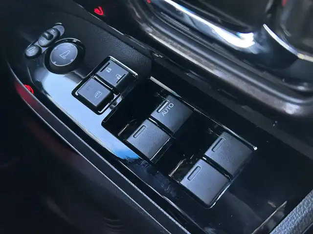 ホンダ Ｎ ＢＯＸ カスタム G L ターボ ホンダセンシング 広島県 2020(令2)年 4万km プラチナホワイトパール ホンダセンシング/社外ナビ（Panasonic）/・フルセグ/CD/DVD/DT/SD/USB/バックカメラ/ビルトインETC/両側パワースライドドア/クルーズコントロール追従有/ハーフレザーシート/前席シートヒーター/革巻きステアリング/スマートキー/・プッシュスタート/スペアキー/ステアリングスイッチ/オートライト/LEDヘッドライト/フォグランプ/電動格納ミラー/後席サンシェード/シートヒーター/純正アルミホイール/純正フロアマット/ドアバイザー