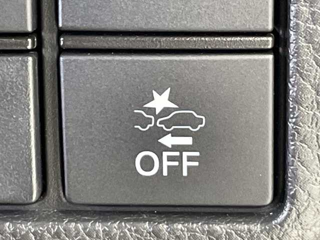 ホンダ Ｎ ＢＯＸ カスタム G L ターボ ホンダセンシング 愛知県 2020(令2)年 4万km プラチナホワイトパール ホンダセンシング/社外ナビ（Panasonic　CN-RE04D）/・フルセグ/Bluetooth/CD/DVD/SD/USB/バックカメラ/ビルトインETC/両側パワースライドドア/クルーズコントロール追従有/ハーフレザーシート/前席シートヒーター/レーンキープアシスト/衝突被害軽減/革巻きステアリング/スマートキー/プッシュスタート/スペアキー１本/LEDオートライト/フォグランプ/シートヒーター/純正アルミホイール/純正フロアマット