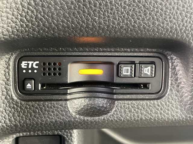 ホンダ Ｎ ＢＯＸ カスタム G L ターボ ホンダセンシング 愛知県 2020(令2)年 4万km プラチナホワイトパール ホンダセンシング/社外ナビ（Panasonic　CN-RE04D）/・フルセグ/Bluetooth/CD/DVD/SD/USB/バックカメラ/ビルトインETC/両側パワースライドドア/クルーズコントロール追従有/ハーフレザーシート/前席シートヒーター/レーンキープアシスト/衝突被害軽減/革巻きステアリング/スマートキー/プッシュスタート/スペアキー１本/LEDオートライト/フォグランプ/シートヒーター/純正アルミホイール/純正フロアマット