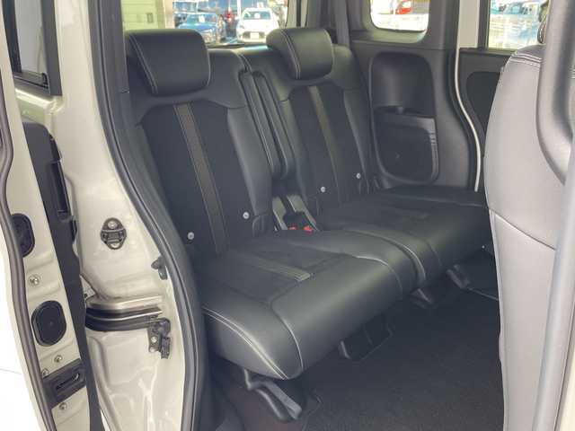 ホンダ Ｎ ＢＯＸ カスタム G L ターボ ホンダセンシング 愛知県 2020(令2)年 4万km プラチナホワイトパール ホンダセンシング/社外ナビ（Panasonic　CN-RE04D）/・フルセグ/Bluetooth/CD/DVD/SD/USB/バックカメラ/ビルトインETC/両側パワースライドドア/クルーズコントロール追従有/ハーフレザーシート/前席シートヒーター/レーンキープアシスト/衝突被害軽減/革巻きステアリング/スマートキー/プッシュスタート/スペアキー１本/LEDオートライト/フォグランプ/シートヒーター/純正アルミホイール/純正フロアマット