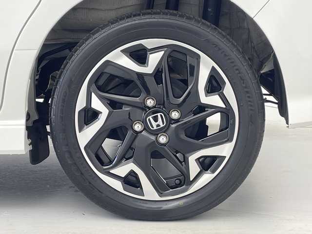 ホンダ Ｎ ＢＯＸ カスタム G L ターボ ホンダセンシング 愛知県 2020(令2)年 4万km プラチナホワイトパール ホンダセンシング/社外ナビ（Panasonic　CN-RE04D）/・フルセグ/Bluetooth/CD/DVD/SD/USB/バックカメラ/ビルトインETC/両側パワースライドドア/クルーズコントロール追従有/ハーフレザーシート/前席シートヒーター/レーンキープアシスト/衝突被害軽減/革巻きステアリング/スマートキー/プッシュスタート/スペアキー１本/LEDオートライト/フォグランプ/シートヒーター/純正アルミホイール/純正フロアマット