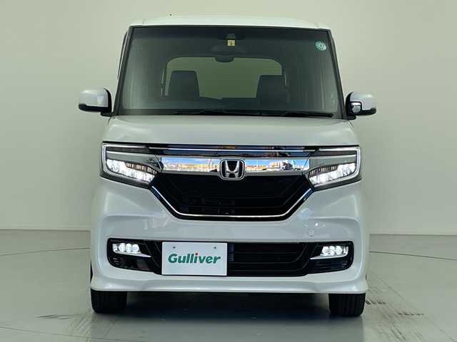 ホンダ Ｎ ＢＯＸ カスタム G L ターボ ホンダセンシング 愛知県 2020(令2)年 4万km プラチナホワイトパール ホンダセンシング/社外ナビ（Panasonic　CN-RE04D）/・フルセグ/Bluetooth/CD/DVD/SD/USB/バックカメラ/ビルトインETC/両側パワースライドドア/クルーズコントロール追従有/ハーフレザーシート/前席シートヒーター/レーンキープアシスト/衝突被害軽減/革巻きステアリング/スマートキー/プッシュスタート/スペアキー１本/LEDオートライト/フォグランプ/シートヒーター/純正アルミホイール/純正フロアマット