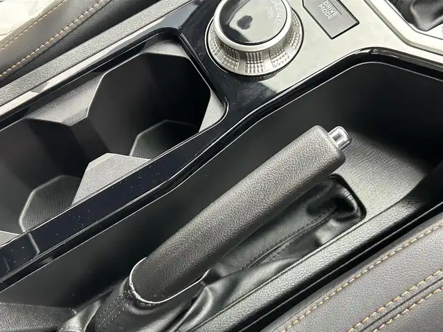 三菱 トライトン GSR 茨城県 2024(令6)年 0.1万km ダイヤモンドブラックマイカ 純正9型ナビ/全方位カメラ/フルセグ/衝突被害軽減ブレーキ/車線逸脱抑制装置/レーダークルーズコントロール/オートマチックハイビーム/クリアランスソナー/BSM/シートヒーター/ステアリングヒーター/純正18インチAW/LEDヘッドライト/スマートキー