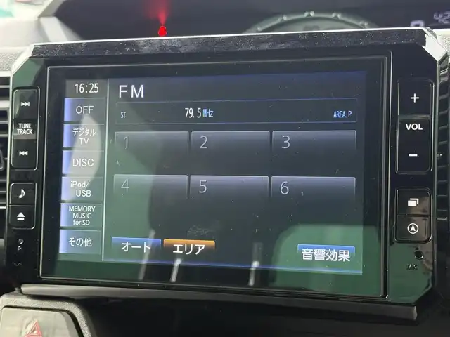 ダイハツ ウェイク G SA 千葉県 2015(平27)年 6.4万km パールホワイトⅢ 純正SDナビ/(フルセグTV/CD/DVD/Bluetooth/ipod)/両側パワースライド/ドライブレコーダー/フォグランプ/電動格納ミラー/ドアバイザー