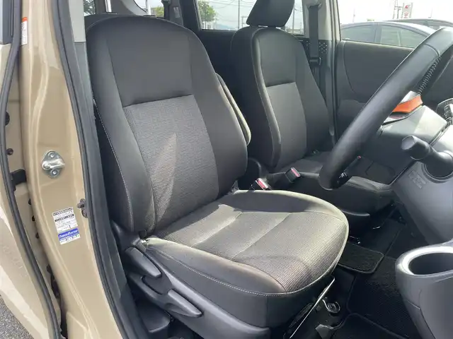 トヨタ シエンタ ファンベースG 鳥取県 2019(平31)年 3.7万km ベージュマイカM/グレイッシュブラウンM ツートンカラー/ブラックルーフ/社外ナビ／ＴＶ／ＤＶＤ／ＣＤ／ＢＴ/バックカメラ・ＥＴＣ/トヨタセーフティセンス/レーンキープアシスト/両側パワースライド/前席シートヒーター/ハンドルヒーター/ＬＥＤヘットライト/フォグライト/オートライト/オートハイビーム/プッシュエンジンスタート/ウィンカーミラー/フロアマット/ドアバイザー