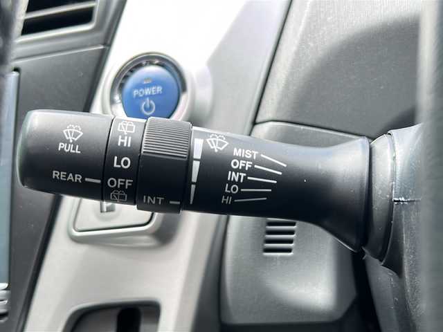 トヨタ プリウス α S ツーリングセレクション 茨城県 2012(平24)年 17.4万km ダークブルーマイカ コーナーセンサー前後/LEDヘッドライト/Bluetooth/バックカメラ/ETC/フルセグTV/純正HDDナビ/パーキングアシスト/アイドリングストップ/スマートキー/クルーズコントロール/ガラスルーフ/17インチ純正アルミホイール