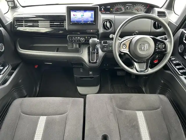 ホンダ Ｎ ＢＯＸ カスタム L 静岡県 2022(令4)年 1万km プラチナホワイトパール 社外メモリーナビ/（AM/FM/CD/DVD/BT）/フルセグTV/バックカメラ/社外ドライブレコーダー/スマートキー×2/プッシュスタート/左側パワースライドドア/レーダークルーズコントロール/シートヒーター/コーナーセンサー/フロアマット/ドアバイザー/衝突被害軽減ブレーキ/レーンキープアシスト/横滑り防止装置/保証書/取扱説明書