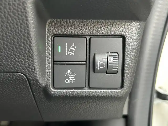ホンダ Ｎ ＢＯＸ カスタム L 静岡県 2022(令4)年 1万km プラチナホワイトパール 社外メモリーナビ/（AM/FM/CD/DVD/BT）/フルセグTV/バックカメラ/社外ドライブレコーダー/スマートキー×2/プッシュスタート/左側パワースライドドア/レーダークルーズコントロール/シートヒーター/コーナーセンサー/フロアマット/ドアバイザー/衝突被害軽減ブレーキ/レーンキープアシスト/横滑り防止装置/保証書/取扱説明書
