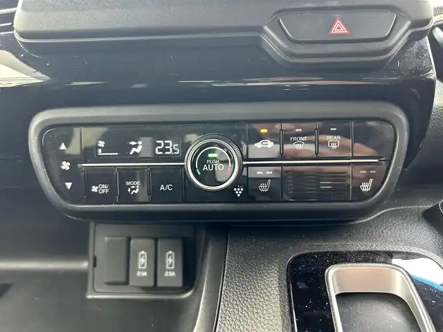 ホンダ Ｎ ＢＯＸ カスタム L 静岡県 2022(令4)年 1万km プラチナホワイトパール 社外メモリーナビ/（AM/FM/CD/DVD/BT）/フルセグTV/バックカメラ/社外ドライブレコーダー/スマートキー×2/プッシュスタート/左側パワースライドドア/レーダークルーズコントロール/シートヒーター/コーナーセンサー/フロアマット/ドアバイザー/衝突被害軽減ブレーキ/レーンキープアシスト/横滑り防止装置/保証書/取扱説明書