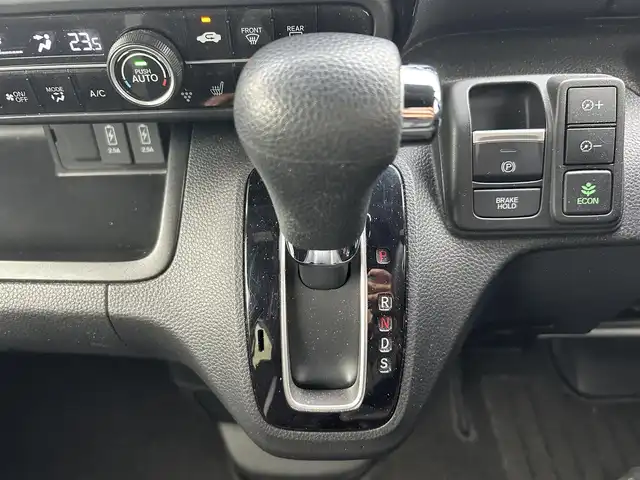 ホンダ Ｎ ＢＯＸ カスタム L 静岡県 2022(令4)年 1万km プラチナホワイトパール 社外メモリーナビ/（AM/FM/CD/DVD/BT）/フルセグTV/バックカメラ/社外ドライブレコーダー/スマートキー×2/プッシュスタート/左側パワースライドドア/レーダークルーズコントロール/シートヒーター/コーナーセンサー/フロアマット/ドアバイザー/衝突被害軽減ブレーキ/レーンキープアシスト/横滑り防止装置/保証書/取扱説明書