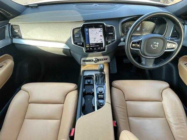 ボルボ ＸＣ９０ T5 AWD モーメンタム 埼玉県 2016(平28)年 4.8万km アイスホワイト 茶レザーシート/アダプティブクルーズコントロール/純正HDDナビ/(Bluetooth/USB/CD/フルセグ)/Ａｐｐｌｅ　Ｃａｒ　Ｐｌａｙ/３６０度カメラ/ブラインドスポットモニター/シートヒーター/パークアシスト/レーンアシスト/ＥＴＣ