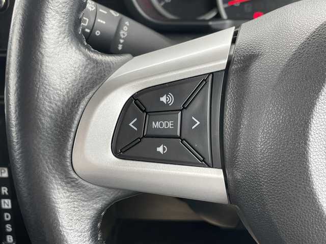トヨタ ルーミー カスタムG 滋賀県 2020(令2)年 3.2万km パールホワイトⅢ 純正ナビ/・Bluetooth/ワンセグ/・CD/DVD/バックカメラ/ステアリングリモコン/ETC/前後ドライブレコーダー/クルーズコントロール/両側パワースライドドア/オートリトラミラー/シートリフター/LEDヘッドライト/オートハイビーム/フォグライト/スマートキー