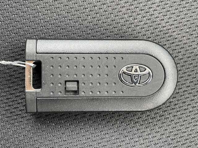 トヨタ ルーミー カスタムG 滋賀県 2020(令2)年 3.2万km パールホワイトⅢ 純正ナビ/・Bluetooth/ワンセグ/・CD/DVD/バックカメラ/ステアリングリモコン/ETC/前後ドライブレコーダー/クルーズコントロール/両側パワースライドドア/オートリトラミラー/シートリフター/LEDヘッドライト/オートハイビーム/フォグライト/スマートキー