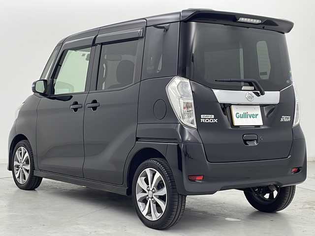 日産 デイズ ルークス ハイウェイスターターボ 宮城県 2016(平28)年 3.1万km ブラック ワンオーナー/アラウンドビューモニター/エマージェンシーブレーキ/両側パワースライドドア/純正SDナビ/・CD.DVD.SD.BT/フルセグTV/アイドリングストップ/横滑り防止装置/HIDヘッドライト/フォグランプ/社外ドライブレコーダー（FR）/ETC/プッシュスタート/スマートキー/ステアリングヒーター/ロールサンシェード/純正15インチアルミホイール/純正フロアマット