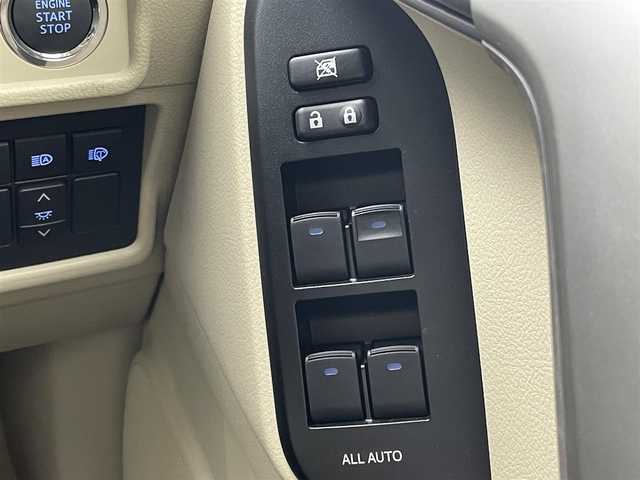 トヨタ ランドクルーザー プラド TX Lパッケージ マットブラED 茨城県 2022(令4)年 2.1万km アティチュードブラックマイカ 純正MOPナビ/マルチテレインモニター/フルセグ/サンルーフ/衝突被害軽減ブレーキ/車線逸脱抑制装置/レーダークルーズコントロール/オートマチックハイビーム/クリアランスソナー/BSM/ETC2.0/ドラレコ/シートヒーター/ベンチレーション/純正18インチAW/LEDヘッドライト/スマートキー