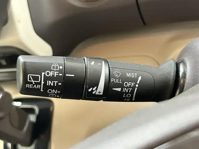 ホンダ Ｎ ＢＯＸ G L ホンダセンシング 兵庫県 2018(平30)年 2.1万km ブリティッシュグリーンP 純正ディーラーSDナビ/　Bluetooth/CD/iPod/AM/FM/バックカメラ/純正ビルトインETC/ベンチシート/片側パワースライドドア/アイドリングストップ/アダプティブクルーズコントロール/アンチロック・ブレーキ・システム/レーンキープアシスト/横滑り防止装置/盗難防止装置/衝突被害軽減システム/パワーステアリング/パワーウィンドウ/スマートキー/純正フロアマット/エアバッグ（W）/保証書/取扱説明書