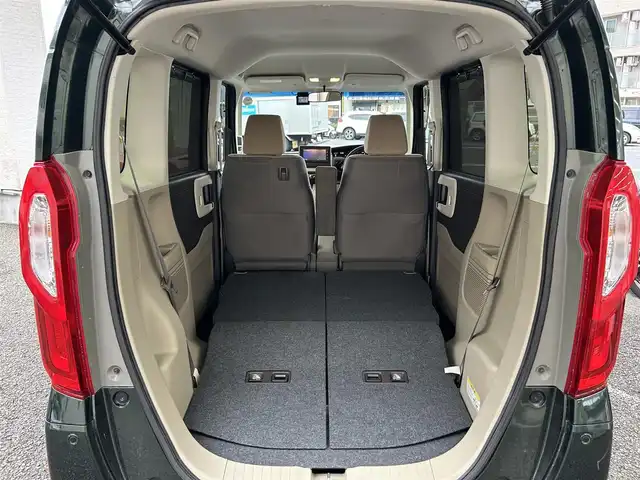 ホンダ Ｎ ＢＯＸ G L ホンダセンシング 兵庫県 2018(平30)年 2.1万km ブリティッシュグリーンP 純正ディーラーSDナビ/　Bluetooth/CD/iPod/AM/FM/バックカメラ/純正ビルトインETC/ベンチシート/片側パワースライドドア/アイドリングストップ/アダプティブクルーズコントロール/アンチロック・ブレーキ・システム/レーンキープアシスト/横滑り防止装置/盗難防止装置/衝突被害軽減システム/パワーステアリング/パワーウィンドウ/スマートキー/純正フロアマット/エアバッグ（W）/保証書/取扱説明書