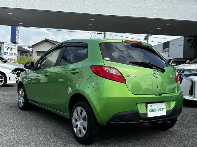 マツダ デミオ 13C 熊本県 2010(平22)年 3.1万km Ｌグリーン 社外ナビ（AVN119MM）/【ワンセグTV/CD/AM/FM】/オートライト/ドアバイザー/フロアマット/保証書/取扱説明書