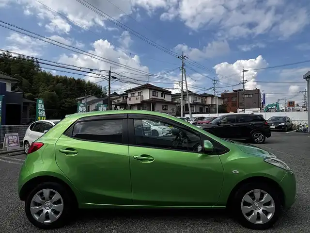 マツダ デミオ 13C 熊本県 2010(平22)年 3.1万km Ｌグリーン 社外ナビ（AVN119MM）/【ワンセグTV/CD/AM/FM】/オートライト/ドアバイザー/フロアマット/保証書/取扱説明書