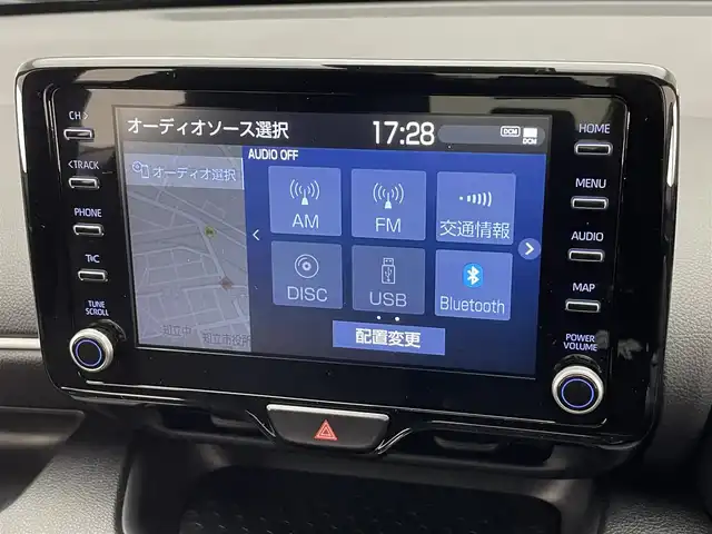 トヨタ ヤリス ハイブリッド Z 愛知県 2023(令5)年 1.6万km センシュアルレッドマイカ 純正８型ＤＡナビＴＶ　全方位カメラ　禁煙　シートヒーター　セーフティセンス　衝突軽減　車線逸脱　追従クルコン　ＬＥＤオートライト　コーナーセンサー　ステアリングヒーター　フォグランプ　純正フロアマット