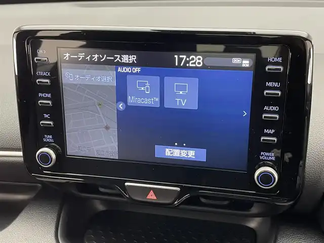 トヨタ ヤリス ハイブリッド Z 愛知県 2023(令5)年 1.6万km センシュアルレッドマイカ 純正８型ＤＡナビＴＶ　全方位カメラ　禁煙　シートヒーター　セーフティセンス　衝突軽減　車線逸脱　追従クルコン　ＬＥＤオートライト　コーナーセンサー　ステアリングヒーター　フォグランプ　純正フロアマット
