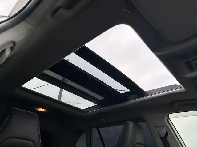 トヨタ ＲＡＶ４ G 群馬県 2021(令3)年 2.2万km ホワイトパールクリスタルシャイン 4WD/モデリスタエアロ/パノラマムーンルーフ/純正9インチディスプレイオーディオ/（USB/Bluetooth/Miracast/AM/FM）/パノラミックビューモニター/セーフティセンス/・プリクラッシュセーフティ/・レーントレーシングアシストポート/・レーダークルーズコントロール/・オートマチックハイビーム/・ロードサインアシスト/先行車発進告知機能/インテリジェントクリアランスソナー/リアクロストラフィックオートブレーキ/ブラインドスポットモニター/パワーバックドア/LEDヘッドランプ/ステアリングリモコン/合皮シート/シートヒーター/パワーシート/ステアリングヒーター/ETC/社外前後ドライブレコーダー/純正18インチアルミホイール/保証書/取扱説明書/スペアーキー1本