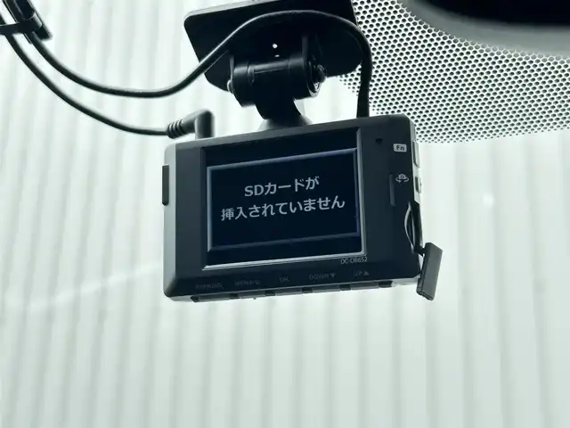 トヨタ ＲＡＶ４ G 群馬県 2021(令3)年 2.2万km ホワイトパールクリスタルシャイン 4WD/モデリスタエアロ/パノラマムーンルーフ/純正9インチディスプレイオーディオ/（USB/Bluetooth/Miracast/AM/FM）/パノラミックビューモニター/セーフティセンス/・プリクラッシュセーフティ/・レーントレーシングアシストポート/・レーダークルーズコントロール/・オートマチックハイビーム/・ロードサインアシスト/先行車発進告知機能/インテリジェントクリアランスソナー/リアクロストラフィックオートブレーキ/ブラインドスポットモニター/パワーバックドア/LEDヘッドランプ/ステアリングリモコン/合皮シート/シートヒーター/パワーシート/ステアリングヒーター/ETC/社外前後ドライブレコーダー/純正18インチアルミホイール/保証書/取扱説明書/スペアーキー1本