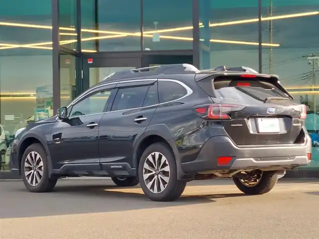 スバル アウトバック リミテッドEX 東京都 2021(令3)年 4.3万km クリスタルブラックシリカ 高度運転支援システム　アイサイトＸ/・渋滞時ハンズオフアシスト/・渋滞時発進アシスト/・アクティブレーンチェンジアシスト/・カーブ前速度制御/・料金所前速度制御/・プリクラッシュブレーキ/・ツーリングアシスト/・追従型クルーズコントロール/オートビークルホールド/アイドリングストップ/スバルリアビークルディテクション/XMODE/11.6インチセンターインフォメーションディスプレイ/・Bluetooth接続/・フルセグTV/・Apple Car Play/・Android Auto/バックカメラ/ドライブレコーダー/パワーバックドア/ステアリング連動ヘッドランプ/ワンタッチウィンカー機能/ドライバーモニタリングシステム/前席パワーシート/前席シートヒーター/ステアリングヒーター/電子パーキング