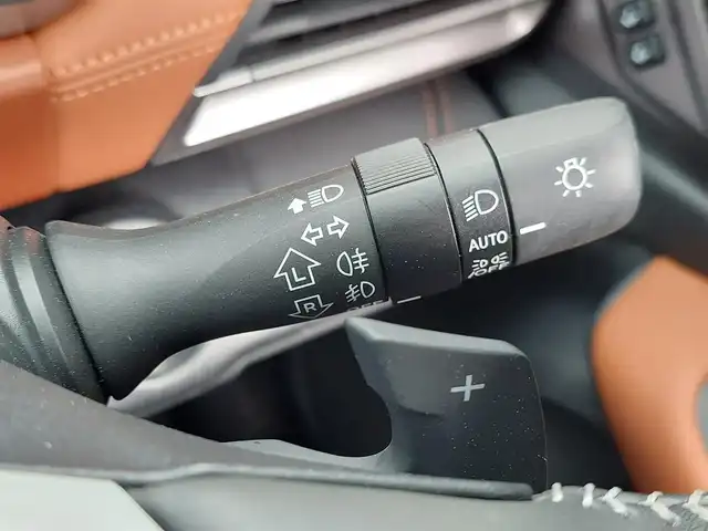 スバル アウトバック リミテッドEX 東京都 2021(令3)年 4.3万km クリスタルブラックシリカ 高度運転支援システム　アイサイトＸ/・渋滞時ハンズオフアシスト/・渋滞時発進アシスト/・アクティブレーンチェンジアシスト/・カーブ前速度制御/・料金所前速度制御/・プリクラッシュブレーキ/・ツーリングアシスト/・追従型クルーズコントロール/オートビークルホールド/アイドリングストップ/スバルリアビークルディテクション/XMODE/11.6インチセンターインフォメーションディスプレイ/・Bluetooth接続/・フルセグTV/・Apple Car Play/・Android Auto/バックカメラ/ドライブレコーダー/パワーバックドア/ステアリング連動ヘッドランプ/ワンタッチウィンカー機能/ドライバーモニタリングシステム/前席パワーシート/前席シートヒーター/ステアリングヒーター/電子パーキング