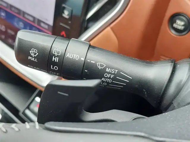 スバル アウトバック リミテッドEX 東京都 2021(令3)年 4.3万km クリスタルブラックシリカ 高度運転支援システム　アイサイトＸ/・渋滞時ハンズオフアシスト/・渋滞時発進アシスト/・アクティブレーンチェンジアシスト/・カーブ前速度制御/・料金所前速度制御/・プリクラッシュブレーキ/・ツーリングアシスト/・追従型クルーズコントロール/オートビークルホールド/アイドリングストップ/スバルリアビークルディテクション/XMODE/11.6インチセンターインフォメーションディスプレイ/・Bluetooth接続/・フルセグTV/・Apple Car Play/・Android Auto/バックカメラ/ドライブレコーダー/パワーバックドア/ステアリング連動ヘッドランプ/ワンタッチウィンカー機能/ドライバーモニタリングシステム/前席パワーシート/前席シートヒーター/ステアリングヒーター/電子パーキング