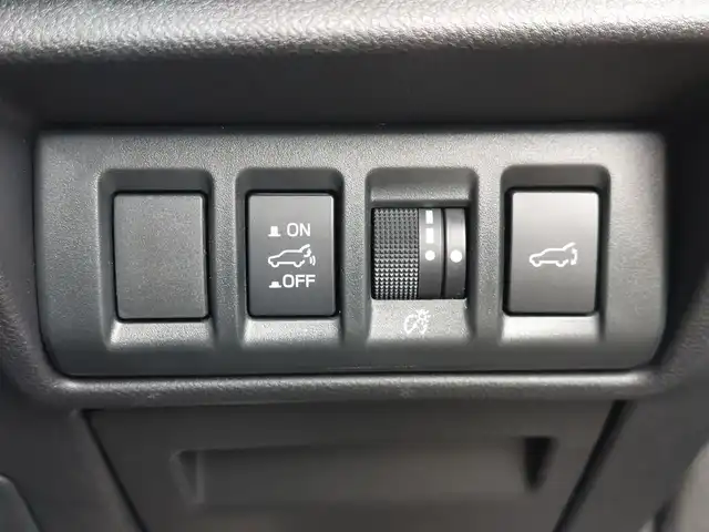 スバル アウトバック リミテッドEX 東京都 2021(令3)年 4.3万km クリスタルブラックシリカ 高度運転支援システム　アイサイトＸ/・渋滞時ハンズオフアシスト/・渋滞時発進アシスト/・アクティブレーンチェンジアシスト/・カーブ前速度制御/・料金所前速度制御/・プリクラッシュブレーキ/・ツーリングアシスト/・追従型クルーズコントロール/オートビークルホールド/アイドリングストップ/スバルリアビークルディテクション/XMODE/11.6インチセンターインフォメーションディスプレイ/・Bluetooth接続/・フルセグTV/・Apple Car Play/・Android Auto/バックカメラ/ドライブレコーダー/パワーバックドア/ステアリング連動ヘッドランプ/ワンタッチウィンカー機能/ドライバーモニタリングシステム/前席パワーシート/前席シートヒーター/ステアリングヒーター/電子パーキング