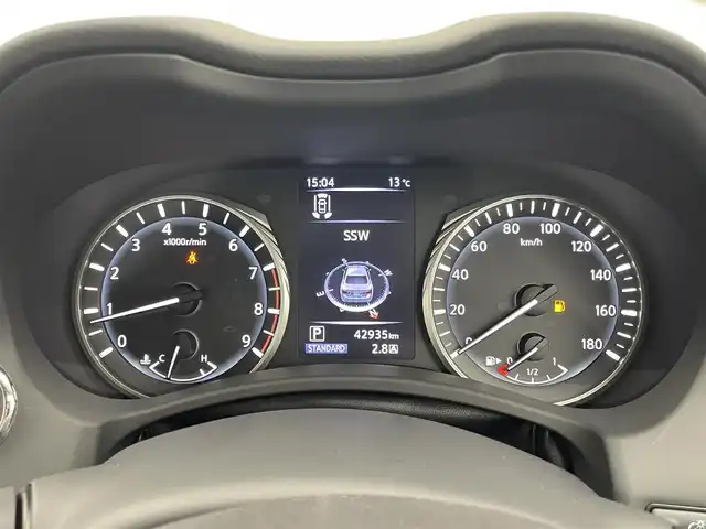 日産 スカイライン GT タイプP 埼玉県 2020(令2)年 4.3万km ブリリアントホワイトパール ワンオーナー/レザーシート/純正メモリナビ/　DTV/CD/DVD/BT/USB/HDDREC/AUX/インテリジェントアラウンドビューモニター/前席パワーシート/D席メモリ付きパワーシート/前席シートヒーター/サンルーフ/ドライブモードセレクト/ハンズフリーフォン/インテリジェントクルーズコントロール/エマージェンシーブレーキ/LDW（車線逸脱警報）/ビルトインETC2.0/エンジンスタートボタン/スマートキー/純正LEDヘッドライト＆フォグランプ/オートライト/純正フロアマット/純正アルミホイール