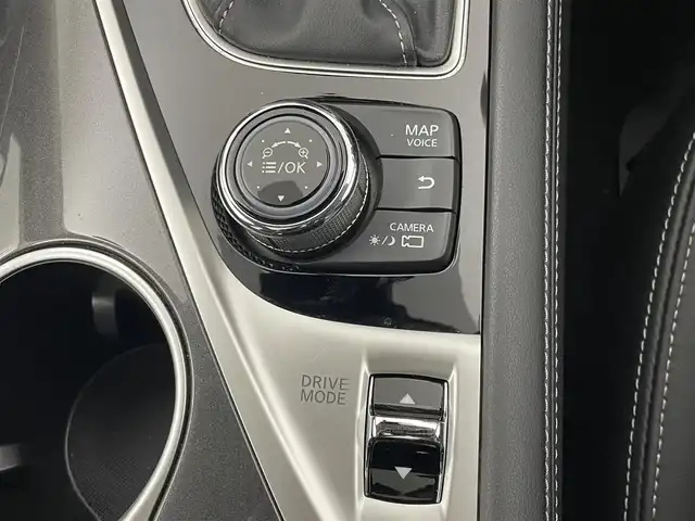 日産 スカイライン GT タイプP 埼玉県 2020(令2)年 4.3万km ブリリアントホワイトパール ワンオーナー/レザーシート/純正メモリナビ/　DTV/CD/DVD/BT/USB/HDDREC/AUX/インテリジェントアラウンドビューモニター/前席パワーシート/D席メモリ付きパワーシート/前席シートヒーター/サンルーフ/ドライブモードセレクト/ハンズフリーフォン/インテリジェントクルーズコントロール/エマージェンシーブレーキ/LDW（車線逸脱警報）/ビルトインETC2.0/エンジンスタートボタン/スマートキー/純正LEDヘッドライト＆フォグランプ/オートライト/純正フロアマット/純正アルミホイール