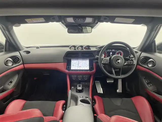 日産 フェアレディ Ｚ バージョンST 群馬県 2024(令6)年 0.9万km ガンＭ／黒 純正9インチメモリナビ/・AM/FM/BT/USB/・Apple Car Play /Android Auto/・BOSEサウンド/＝＝＝＝＝/純正９インチナビ　バックカメラ　ＢＯＳＥサウンドシステム　インテリジェントクルーズコントロール　パドルシフト　ブラインドスポットモニター　シートヒーター　パワーシート　本革シート　ＥＴＣ２．０　禁煙車