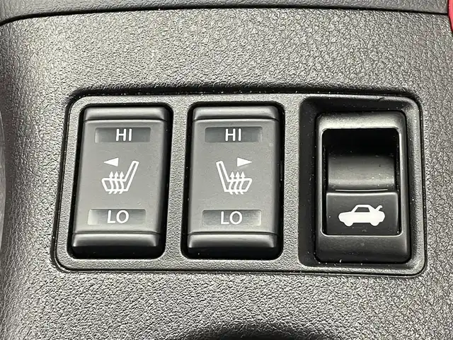 日産 フェアレディ Ｚ バージョンST 群馬県 2024(令6)年 0.9万km ガンＭ／黒 純正9インチメモリナビ/・AM/FM/BT/USB/・Apple Car Play /Android Auto/・BOSEサウンド/＝＝＝＝＝/純正９インチナビ　バックカメラ　ＢＯＳＥサウンドシステム　インテリジェントクルーズコントロール　パドルシフト　ブラインドスポットモニター　シートヒーター　パワーシート　本革シート　ＥＴＣ２．０　禁煙車