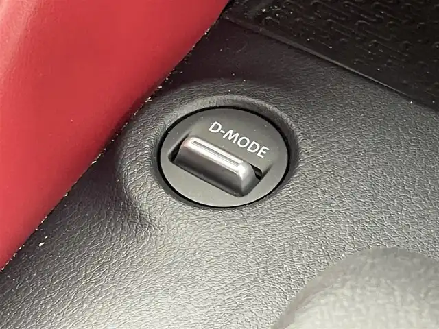 日産 フェアレディ Ｚ バージョンST 群馬県 2024(令6)年 0.9万km ガンＭ／黒 純正9インチメモリナビ/・AM/FM/BT/USB/・Apple Car Play /Android Auto/・BOSEサウンド/＝＝＝＝＝/純正９インチナビ　バックカメラ　ＢＯＳＥサウンドシステム　インテリジェントクルーズコントロール　パドルシフト　ブラインドスポットモニター　シートヒーター　パワーシート　本革シート　ＥＴＣ２．０　禁煙車