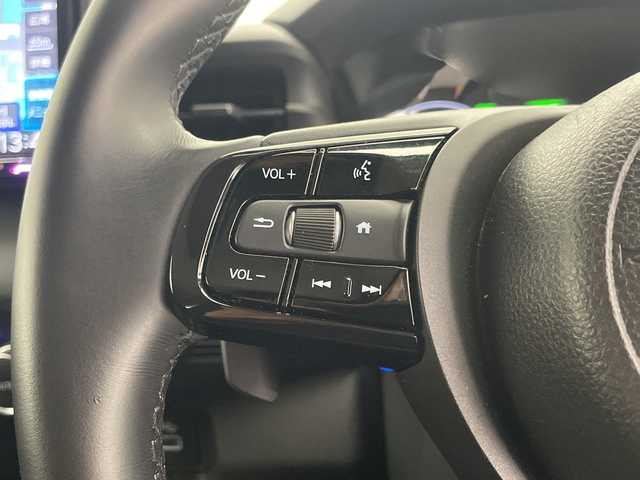 ホンダ ヴェゼル ハイブリッド e:HEV X 宮崎県 2024(令6)年 3.6万km プラチナホワイトパール ワンオーナー/禁煙車/ホンダセンシング/メモリナビTV/（CD/DVD/Bluetooth/フルセグTV)/バックカメラ/ETC/純正16インチアルミ/純正LEDオートライト/フロアマット/アダプティブクルーズコントロール/レーンディパーチャーアラート/オートマチックハイビーム/ダウンヒルアシストコントロール/クリアランスソナー/電子パーキング/オートホールド/スマートキー/スペアキー１本/プッシュエンジンスタート/取扱い説明書