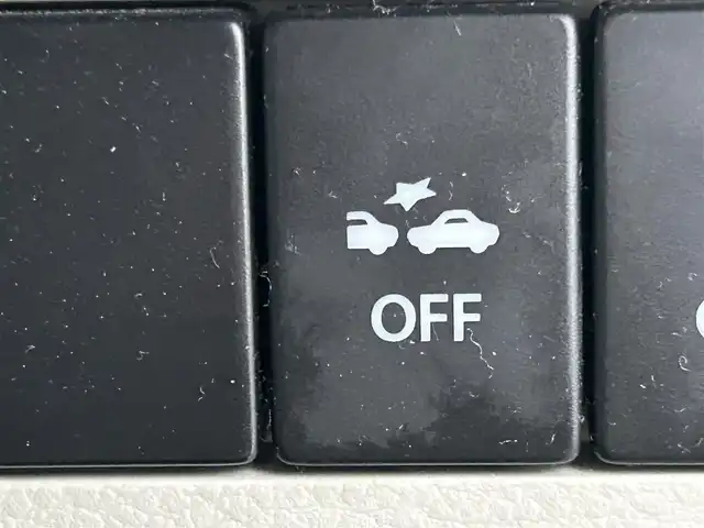 スズキ ラパン X 岡山県 2015(平27)年 8.2万km フォーンベージュメタリック/ホワイト2トーンルーフ 登録時走行距離81211km/純正ナビ/フルセグTV(AM/FM/CD/DVD/Bluetooth)/全方位カメラ/前後ドライブレコーダー/ビルトインETC/レーダーブレーキサポート/横滑り防止装置/アイドリングストップ/D席シートヒーター/USB入力端子/純正フロアマット/14インチ純正AW/電動格納ミラー/プッシュスタート/スマートキー×2