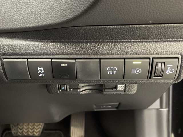 トヨタ カローラ スポーツ ハイブリッドG Z 宮崎県 2025(令7)年 0.7万km プレシャスブラックパール ワンオーナー/Toyota Safety Sense/〇プリクラッシュセーフティ/〇レーンディパーチャーアラート/〇ブラインドスポットモニター/〇リアクロストラフィックアラート/〇パーキングサポートブレーキ/〇ロードサインアシスト/〇安心降車アシスト/〇プロアクティブドライビングアシスト/〇レーダークルーズコントロール/〇オートマチックハイビーム/〇クリアランスソナー/〇発進遅れ告知/純正10.5インチナビ/フルセグTV/バックカメラ/シートヒーター/LEDヘッドライト/ビルトインETC2.0/純正18インチAW/スマートキー×2/保証書/取扱説明書