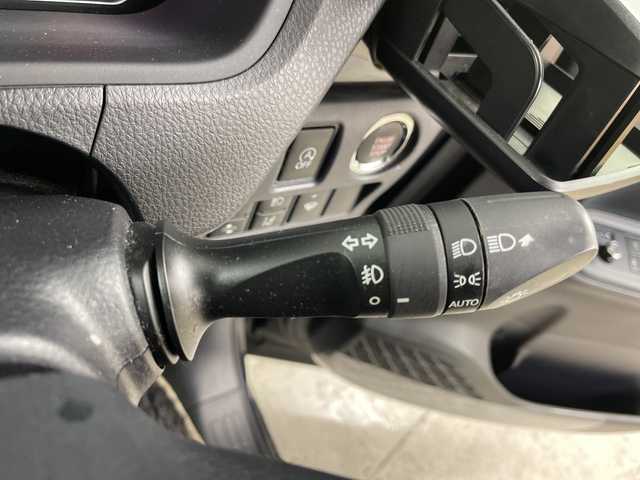 トヨタ ヴォクシー ZS 煌Ⅱ 道央・札幌 2016(平28)年 6.6万km ブラッキッシュアゲハガラスフレーク ・４ＷＤ/寒冷地仕様　/・トヨタセーフティーセンス　/・プリクラッシュセーフティ/・ＡＬＰＩＮＥ１１インチナビ/・DVD.CD.SD.BT.フルセグ　/・バックカメラ　/・フリップダウンモニター　/・LEDオートライト/オートハイビーム/・両側パワースライドドア　/・ビルトインＥＴＣ　/・スマートキー/プッシュスタート/・社外ＡＷ冬タイヤ積込