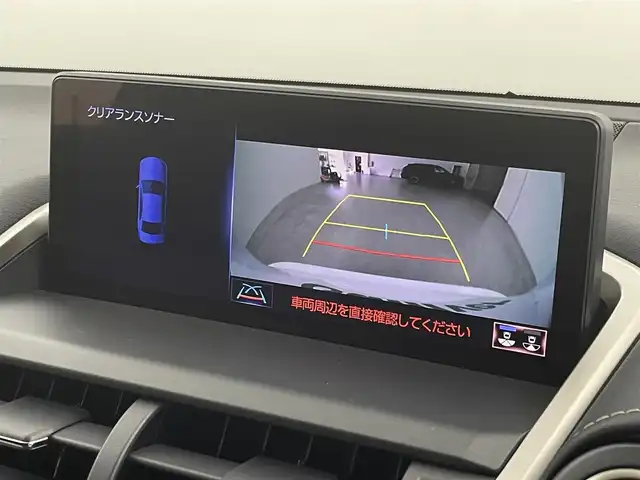 レクサス ＮＸ 300 Fスポーツ 福岡県 2017(平29)年 2.5万km ホワイトノーヴァガラスフレーク サンルーフ　/純正９型ナビ/フルセグTV/ドラレコ　/ビルトインＥＴＣ２．０　/バックカメラ　/障害物センサー　/ＡＣＣ　/衝突軽減ブレーキ　/レーンキープ　/アクセル踏み間違い防止　/ＢＳＭ　/パドルシフト　/本革シート　/ＬＥＤライト