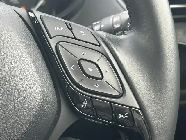 トヨタ Ｃ－ＨＲ G 愛媛県 2020(令2)年 7.9万km ブラックマイカ モデリスタエアロ/純正ナビ/Bluetooth/フルセグTV/純正フロアマット/純正アルミホイール/ビルトインETC/前方ドラレコ/全方位カメラ/コーナーセンサー/ハーフレザーシート/スマートキー/スペアキー/LED/オートライト/オートマチックハイビーム