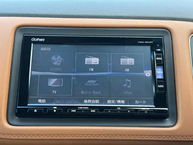 ホンダ ヴェゼル ハイブリッド Z ホンダセンシング 滋賀県 2018(平30)年 5.2万km プレミアムクリスタルレッドM ワンオーナー/純正フルセグナビ/　フルセグ Bluetooth CD DVD FM AM SD/バックカメラ/純正ドライブレコーダー/Honda SENSING/衝突軽減ブレーキ〈CMBS〉/誤発進抑制機能/歩行者事故低減ステアリング/路外逸脱抑制機能/ACC〈アダプティブ・クルーズ・コントロール〉/LKAS〈車線維持支援システム〉/先行車発進お知らせ機能/標識認識機能/コンフォートビューパッケージ/親水/ヒーテッドドアミラー/フロントドア撥水ガラス/熱線入りフロントウインドウ/純正LEDヘッドライト/純正LEDフォグランプ/純正17インチアルミ/運転席＆助手席シートヒーター/ルーフレール/コンビシート/スマートキー×2/プッシュスタート/