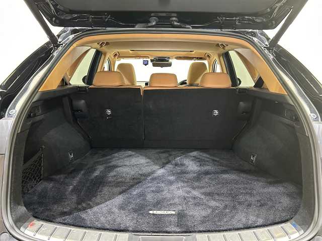 レクサス ＮＸ 350h バージョンL 愛媛県 2022(令4)年 5.7万km グラファイトブラックガラスフレーク ワンオーナー/純正メモリナビ/(AM/FM/Bluetooth/フルセグテレビ)/全方位/バックカメラ/レーダークルーズコントロール/サンルーフ/パワーバックドア/全席シートヒーター/ステアリングヒーター/マークレビンソンサウンド/ヘッドアップディスプレイ/全周囲ドライブレコーダー/デジタルインナーミラー/ワイヤレス充電/パドルシフト/ビルトインETC2.0/EVモード/ウィンカーミラー/プッシュスタート