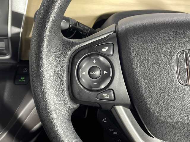 ホンダ フリード G ホンダセンシング 沖縄県 2019(平31)年 4.6万km フォレストグリーンパール 禁煙車/純正ナビ/（CD/DVD/フルセグTV/Bluetooth)/フリップダウンモニター/両側パワースライドドア/６人乗り/クルーズコントロール/ホンダセンシング/前後ドライブレコーダー/スマートキー/取扱説明書/保証書