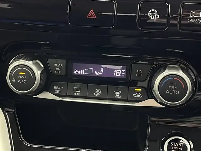 日産 セレナ ハイウェイスター Vセレクション 宮城県 2017(平29)年 4.6万km ダイヤモンドブラック 純正９型ナビ　/プロパイロット　/フリップダウンモニター　/両側オートスライドドア　/ハンズフリーオートスライドドア/アラウンドビューモニター　/エマージェンシーブレーキ　/車線逸脱警報/ふらつき警報/車線逸脱警報/標識認識機能　/前後ソナー /ＬＥＤヘッドライト　/フォグランプ　/レザーステアリング/リアサンシェード/純正16インチAW/パーキングアシスト/サイドバイザー/禁煙車