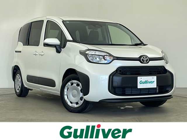 トヨタ シエンタ ハイブリッド G 秋田県 2024(令6)年 0.8万km ホワイトパールクリスタルシャイン 4WD/トヨタセーフティセンス/両側パワースライドドア/純正ディスプレイオーディオ/バックカメラ/ステアリングスイッチ/レーダークルーズコントロール/ビルトインETC/USB/ブラインドスポットモニター（BSM）/プッシュスタート/電動格納ミラー/社外フロアマット/純正ホイールキャップ/LEDヘッドライト/フォグ/オートライト/オートハイビーム/スマートキー