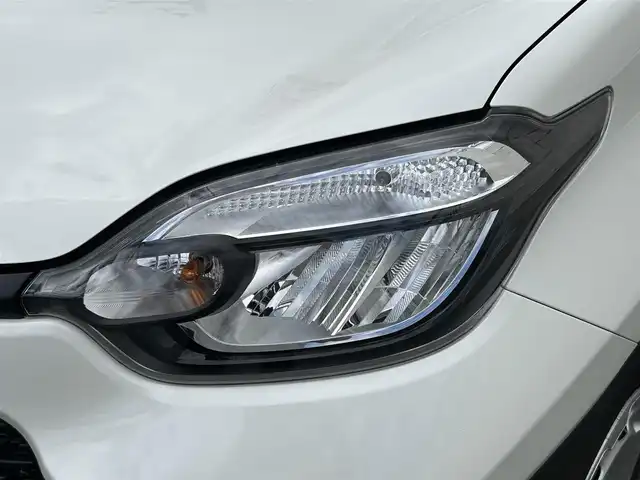 トヨタ シエンタ ハイブリッド G 山形県 2024(令6)年 0.8万km ホワイトパールクリスタルシャイン 純正ディスプレイオーディオ/・フルセグTV/AM/FM//Bluetooth/4WD/プリクラッシュセーフティ/レーンキープアシスト/横滑り防止装置/両側パワースライドドア/バックカメラ/レーダークルーズコントロール/ビルトインETC/USB/プッシュスタート/電動格納ミラー/社外フロアマット/純正ホイールキャップ/LEDヘッドライト/フォグランプ/オートライト/オートハイビーム/スマートキー