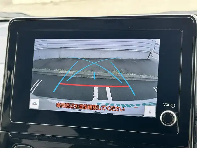 トヨタ シエンタ ハイブリッド G 山形県 2024(令6)年 0.8万km ホワイトパールクリスタルシャイン 純正ディスプレイオーディオ/・フルセグTV/AM/FM//Bluetooth/4WD/プリクラッシュセーフティ/レーンキープアシスト/横滑り防止装置/両側パワースライドドア/バックカメラ/レーダークルーズコントロール/ビルトインETC/USB/プッシュスタート/電動格納ミラー/社外フロアマット/純正ホイールキャップ/LEDヘッドライト/フォグランプ/オートライト/オートハイビーム/スマートキー